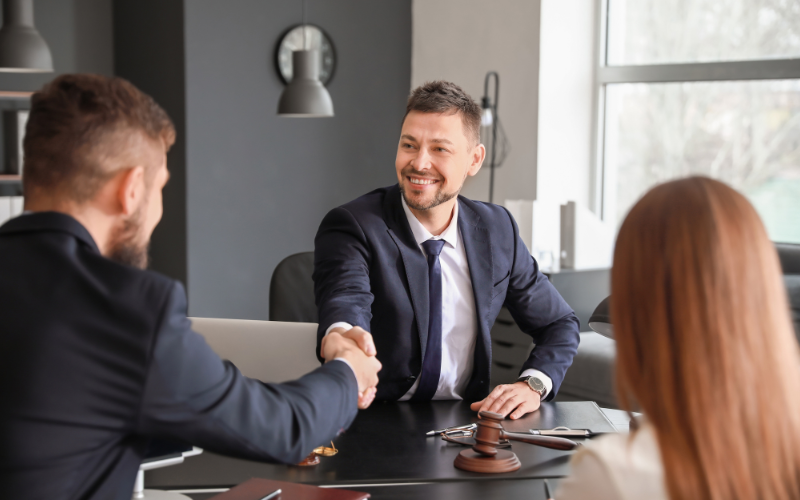 Direito do Trabalho: Protegendo Relações entre Empregadores e Empregados